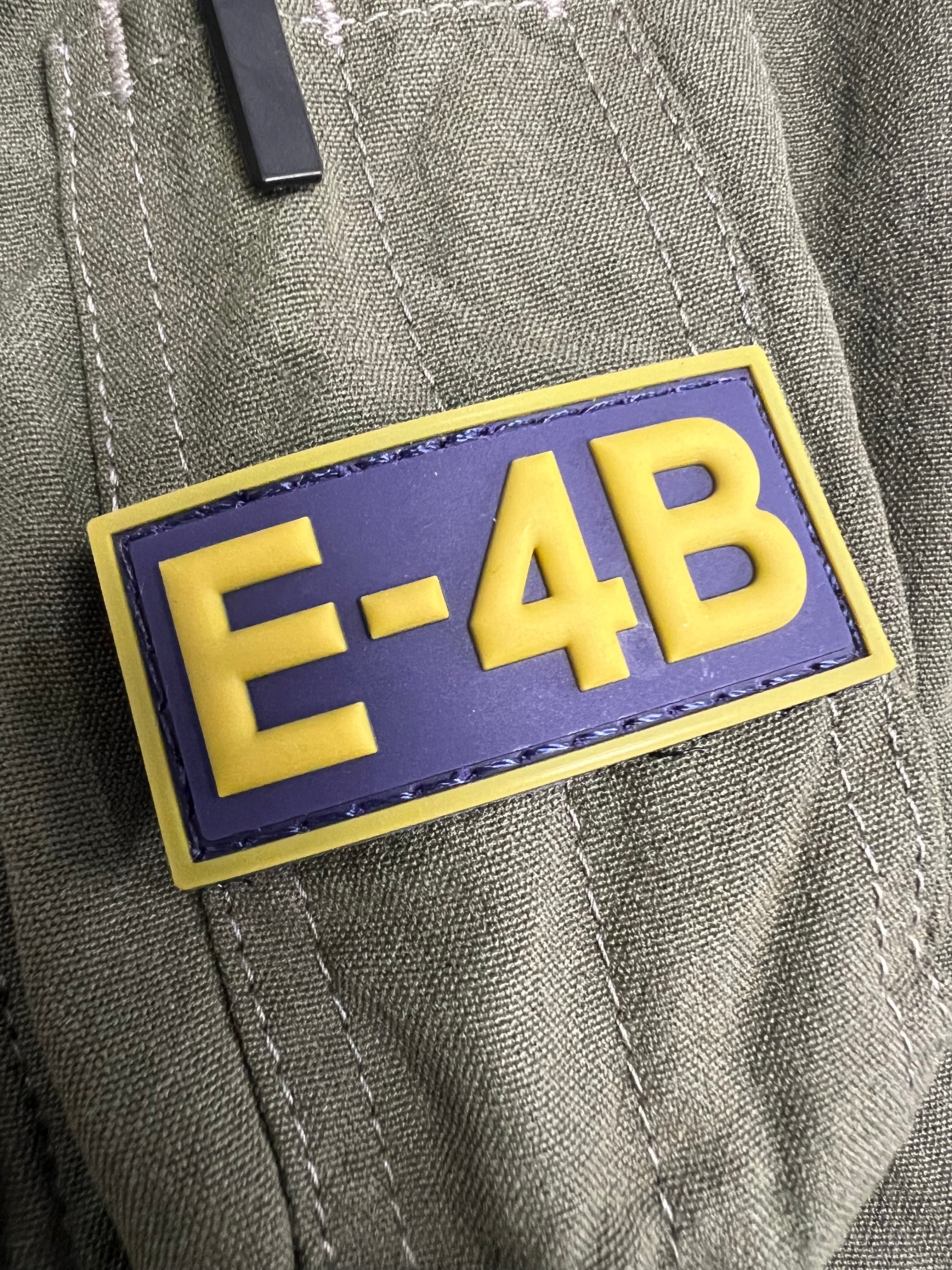 E-4B - PVC Pen Tab (Glow-in-the-dark)